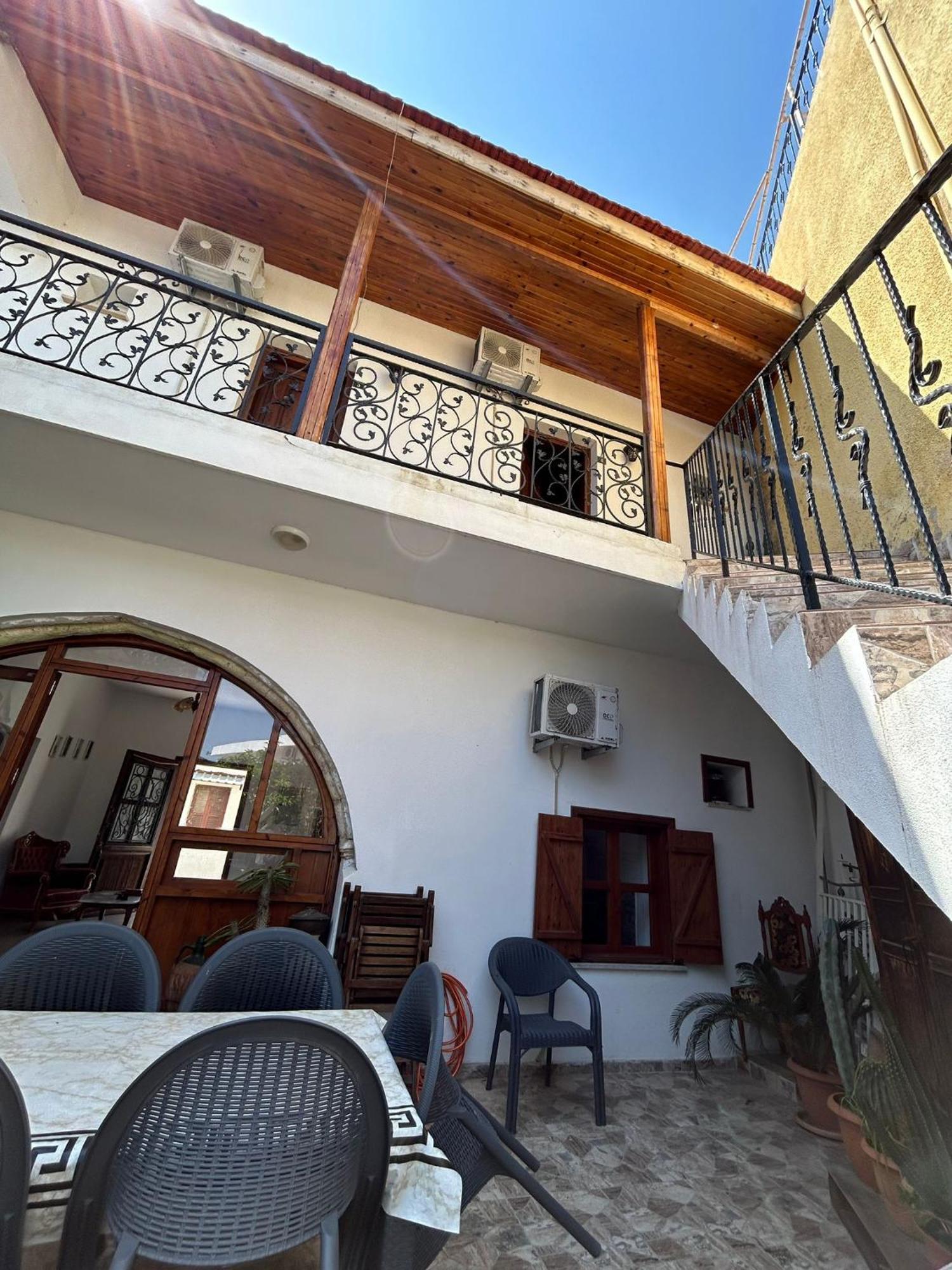 Magic Moon Guest House ฟามากุสต้า ภายนอก รูปภาพ
