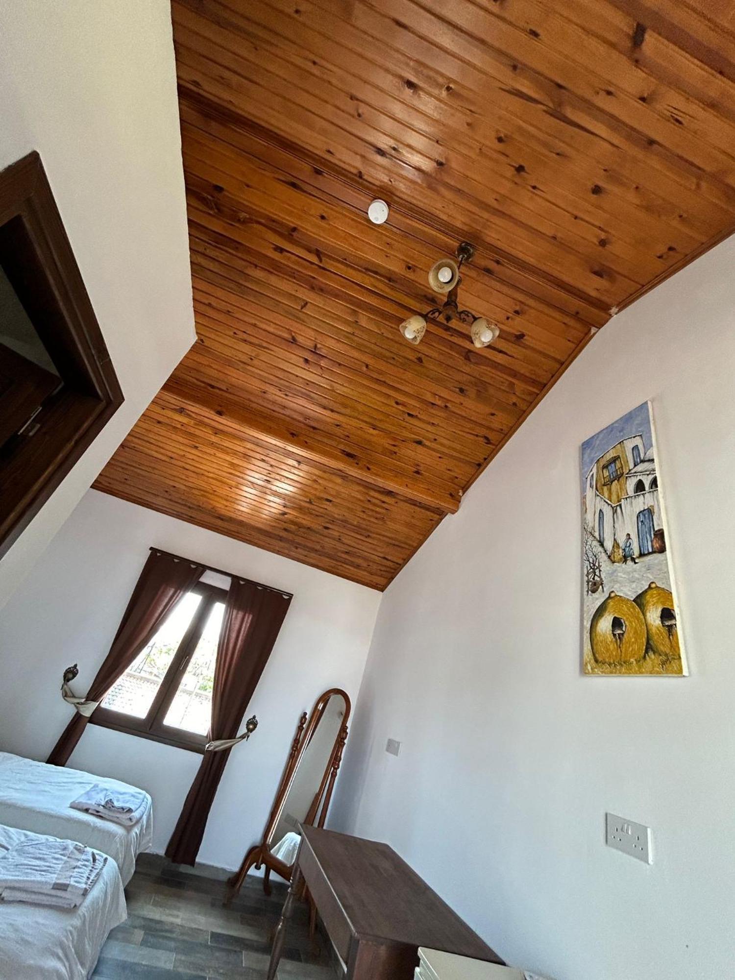 Magic Moon Guest House ฟามากุสต้า ภายนอก รูปภาพ