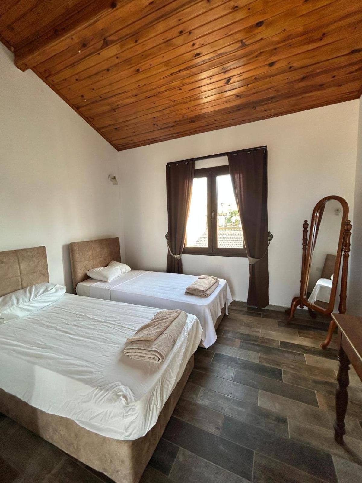 Magic Moon Guest House ฟามากุสต้า ภายนอก รูปภาพ